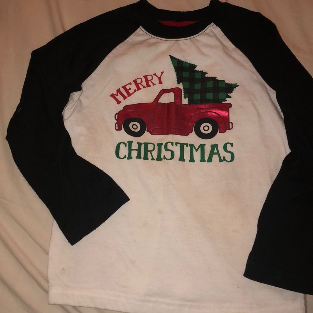 Holiday Christmas 🎄red pickup truck boy shirt